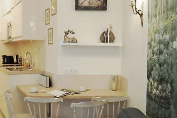 Appartement Louvre Opera Private ChicSuites Paris
