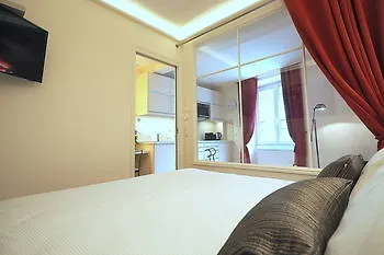 Louvre Opera Private Chicsuites Paris